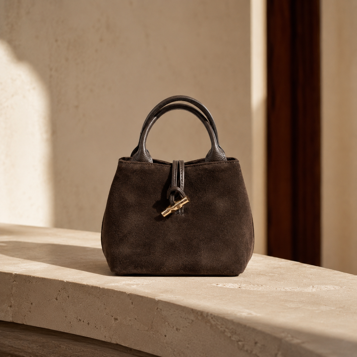 Arm Tote Lock Brown