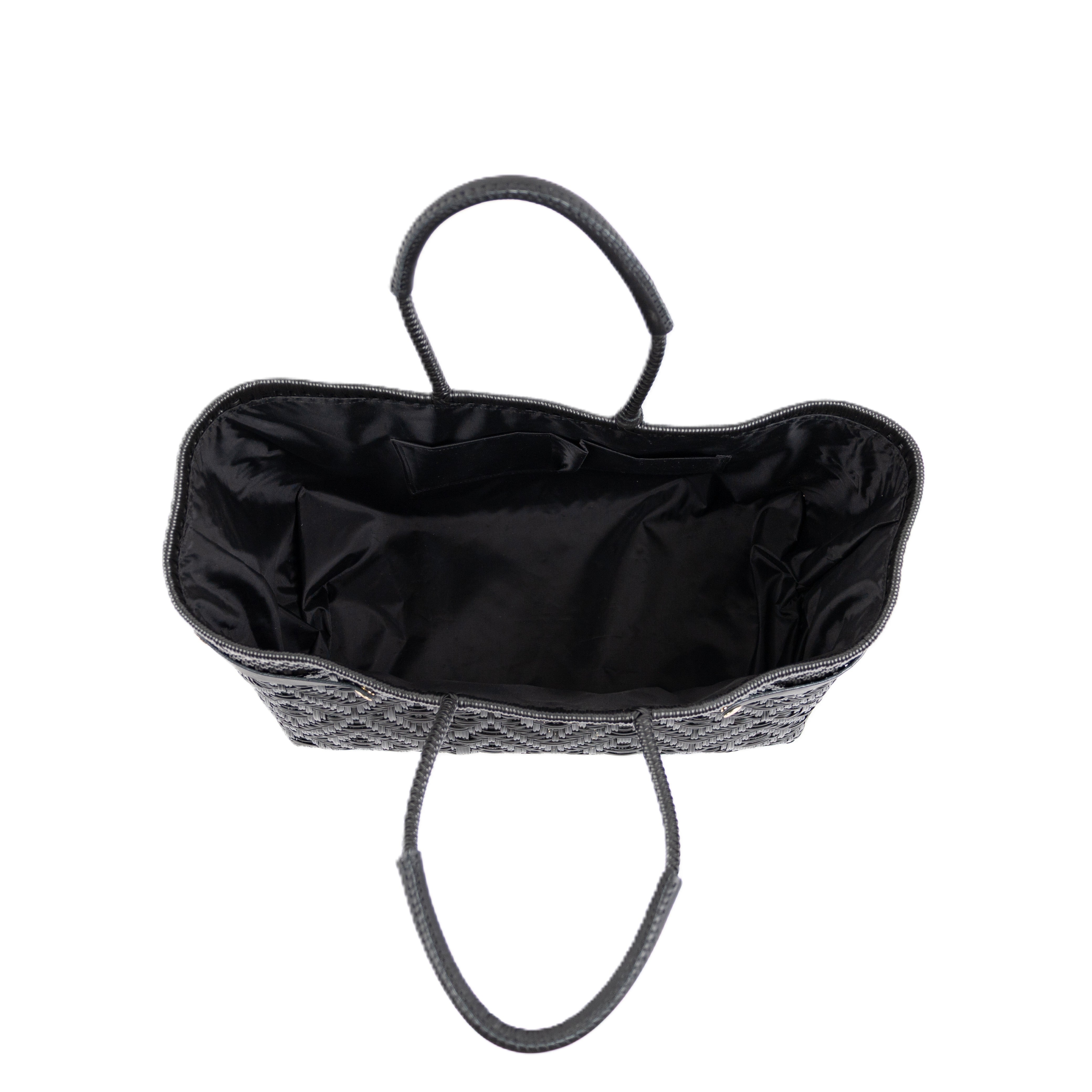 Open Basket Jumbo Braided Solid Black (Leather Black)