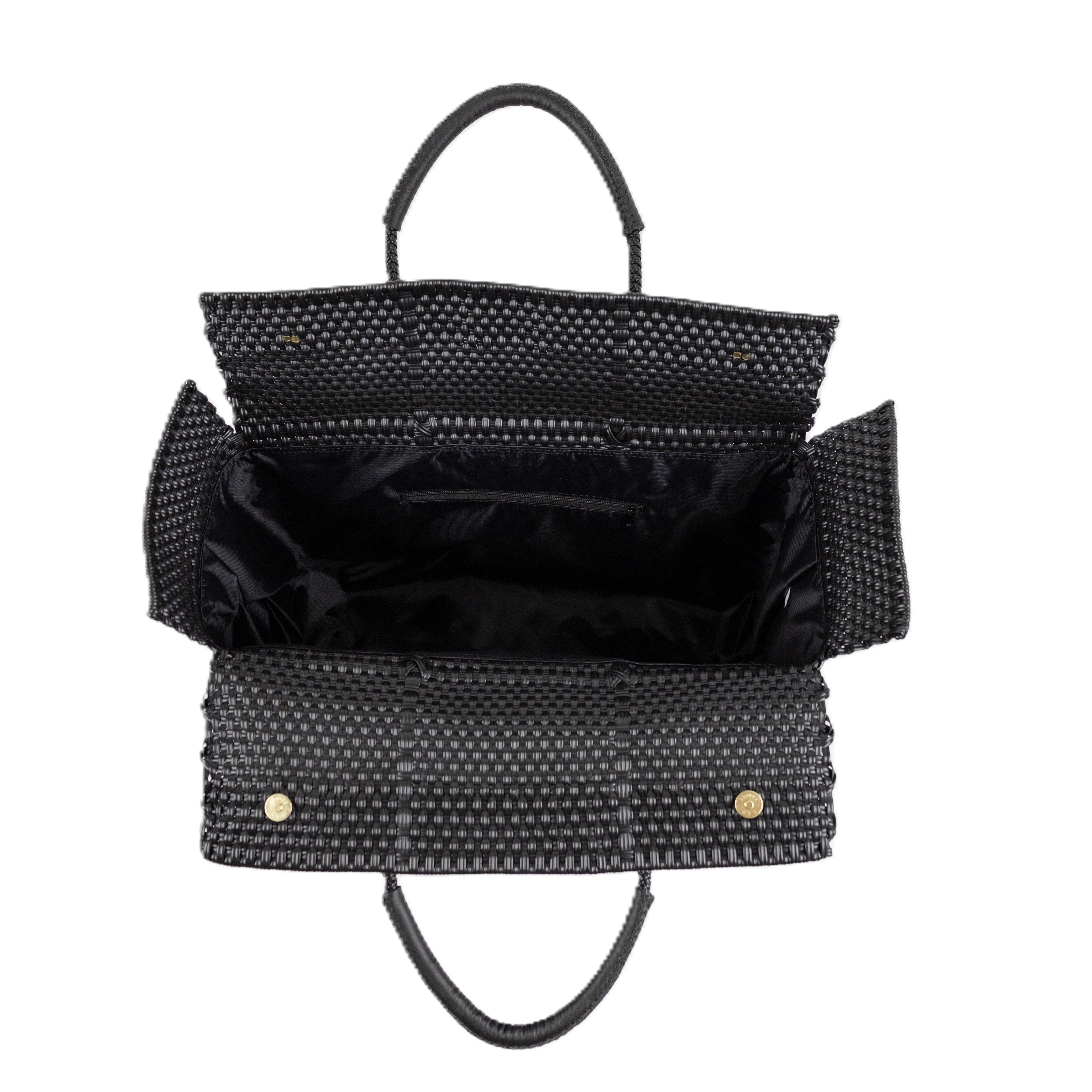 Closed Basket Jumbo Braided Solid Black (Leather Black)