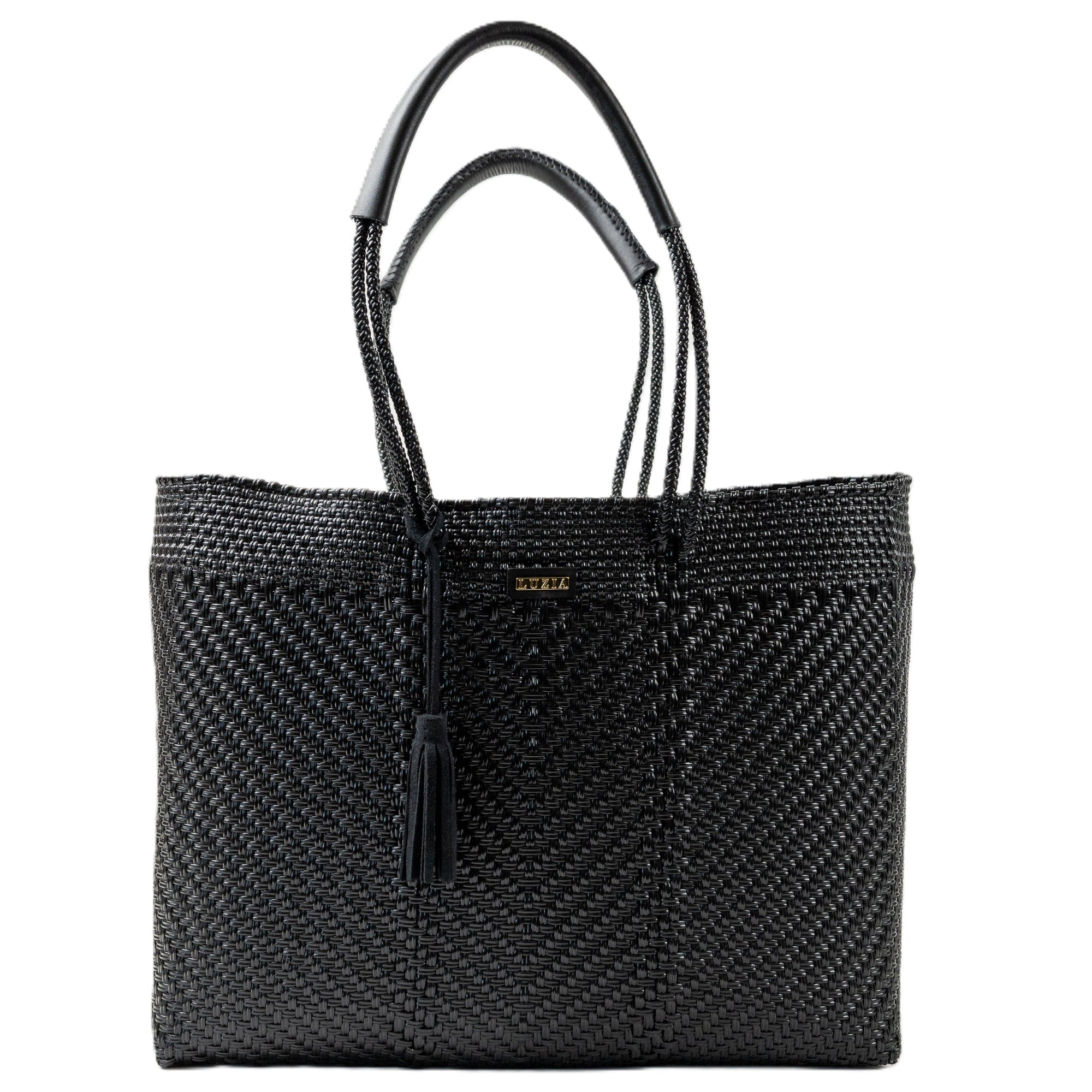 Shoulder Tote Jumbo Solid Multi-Diamond Black (Leather Black)