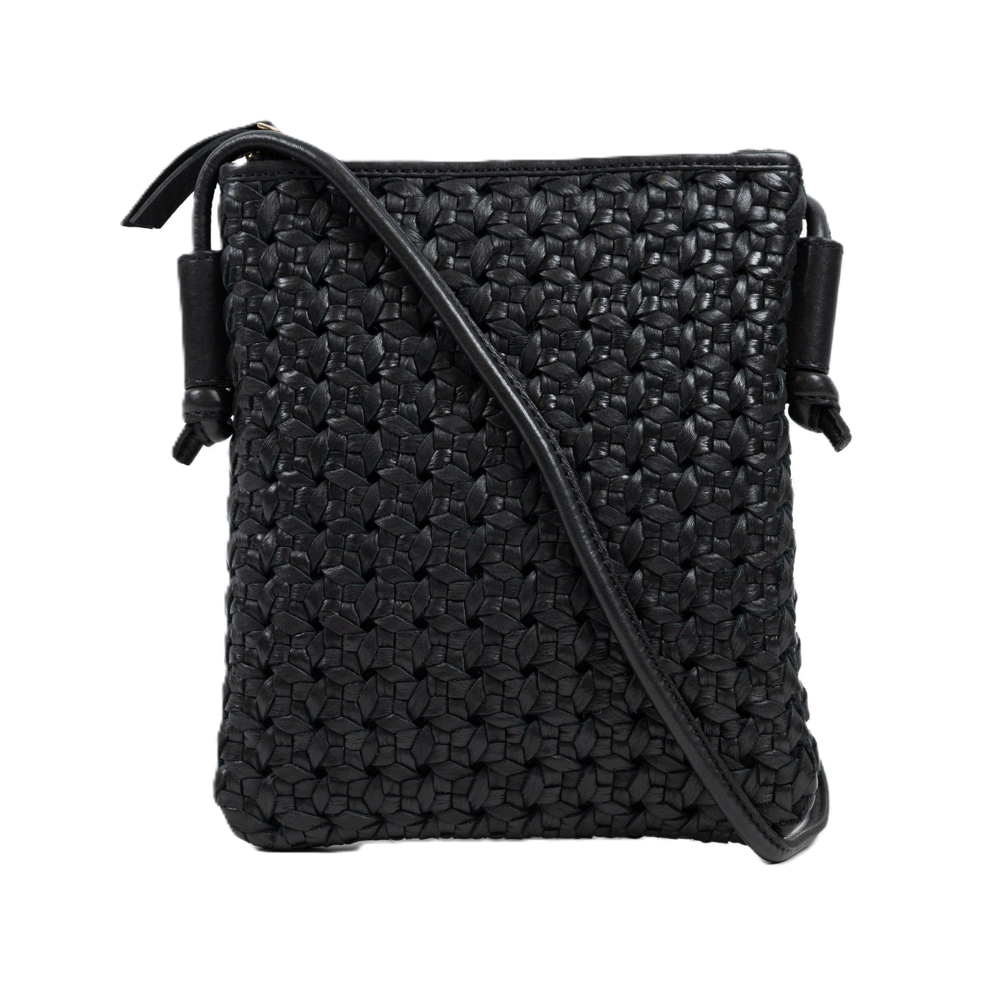 Traveler Rattan Black Leather