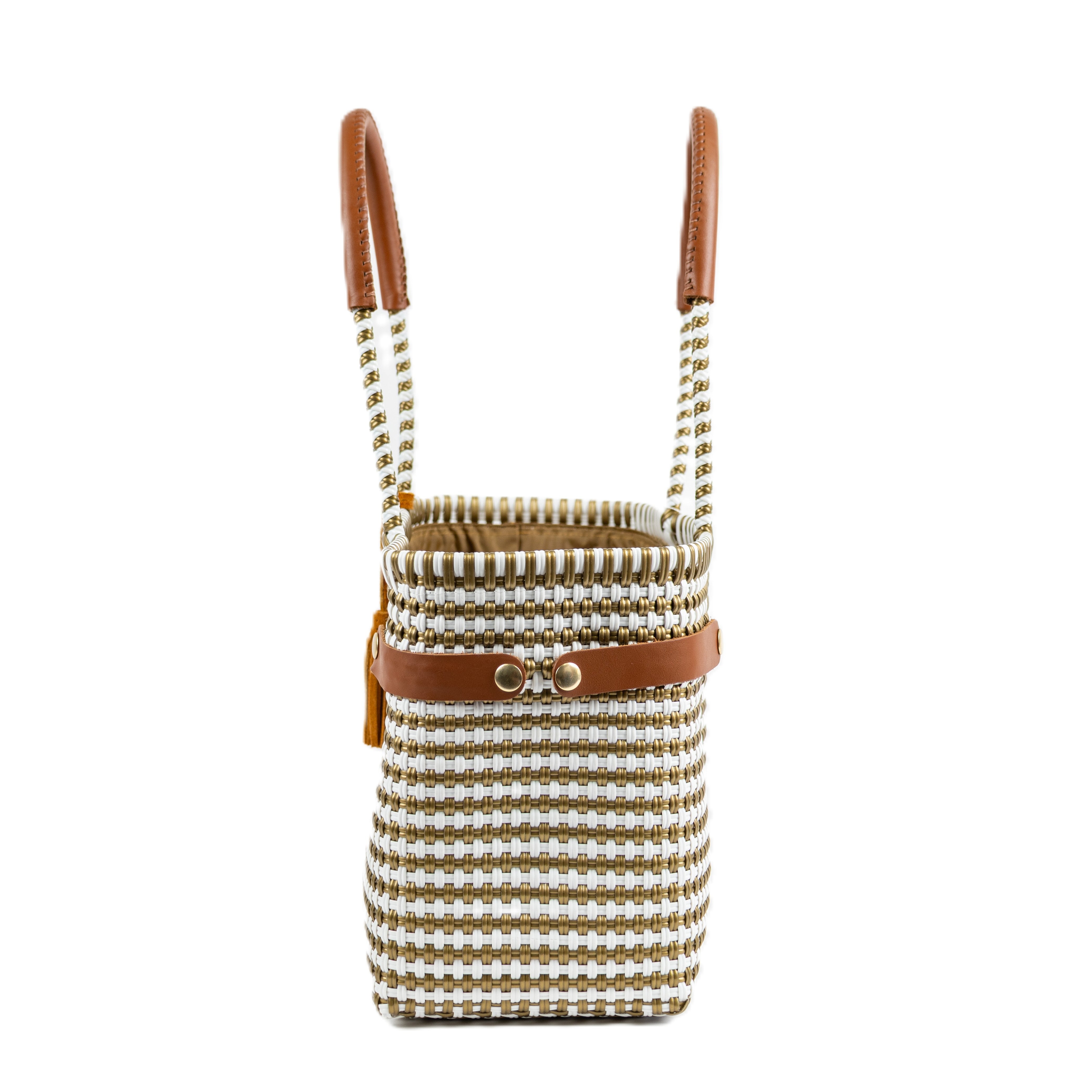 Open Basket Medium Lines White Gold