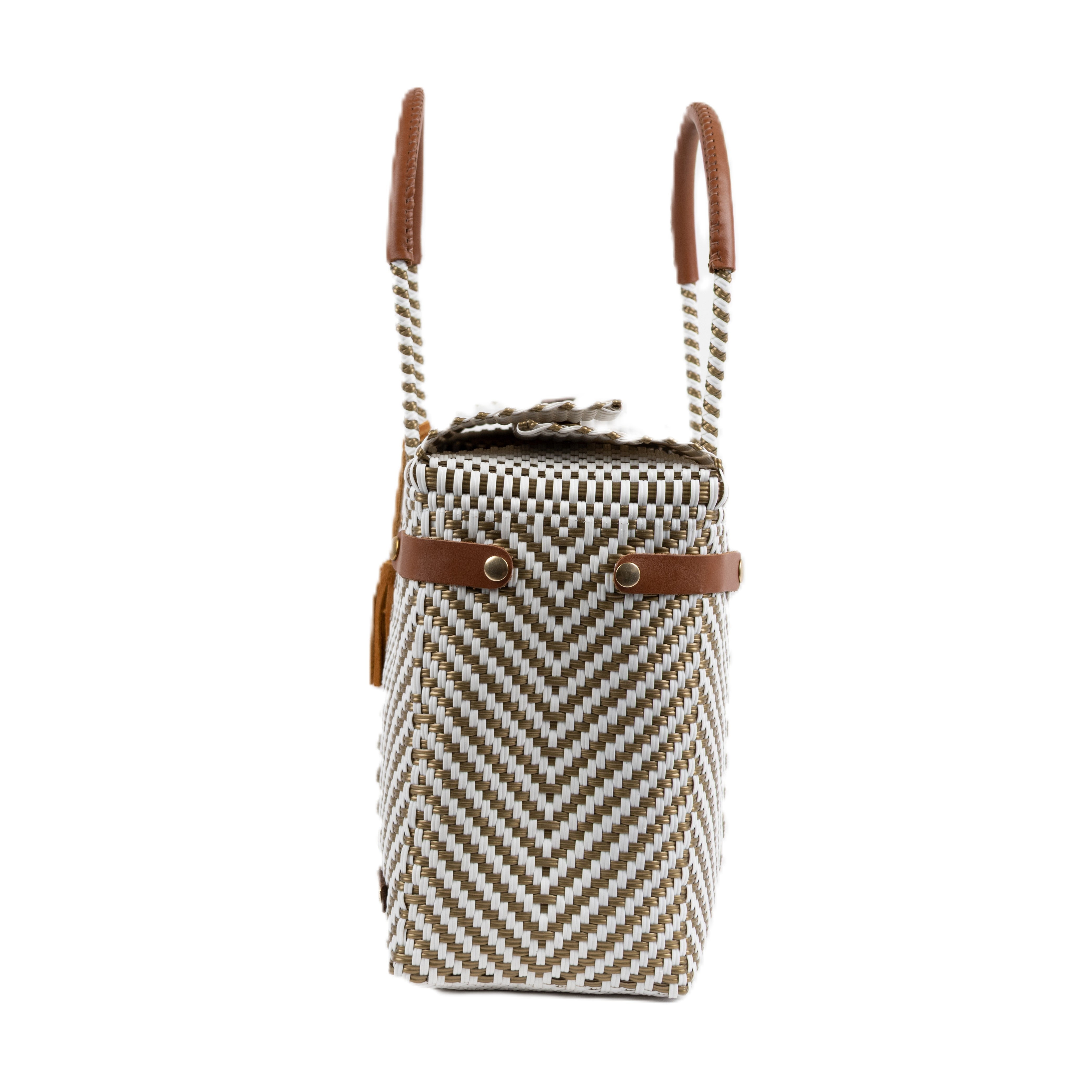 Closed Basket Jumbo Arrow White Gold