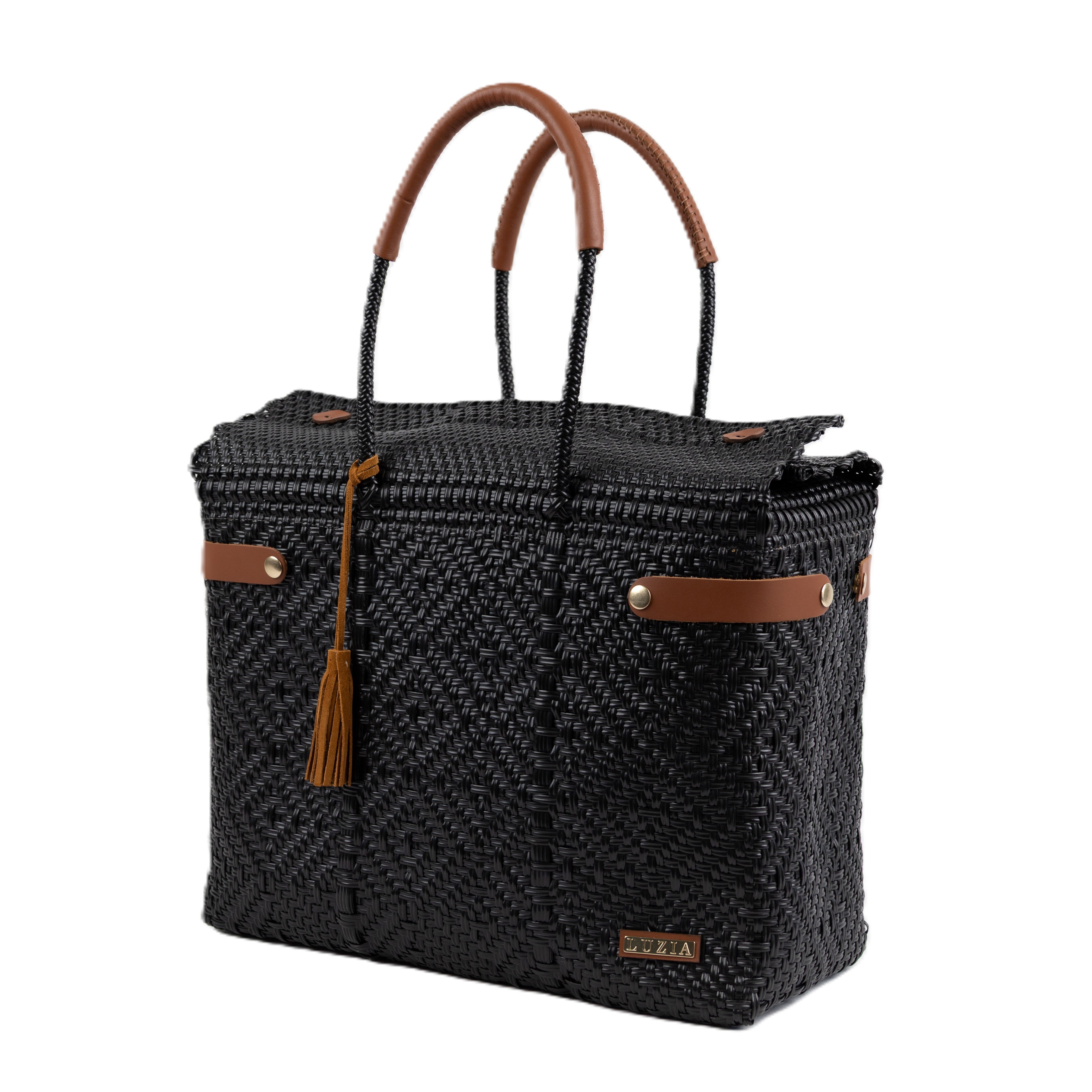 Closed Basket Jumbo Braided Solid Black (Leather Cognac)