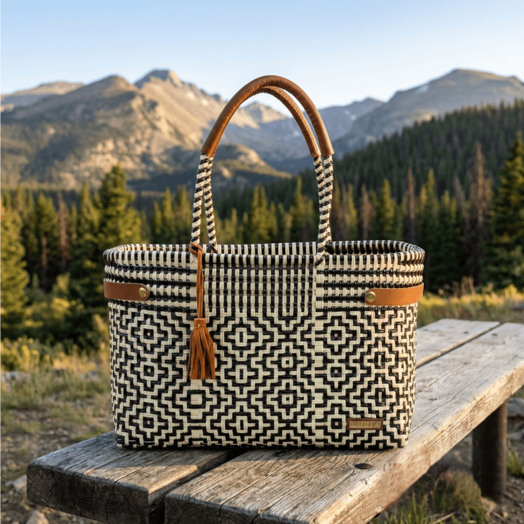 Open Basket Jumbo Cross Diamond Brown Beige